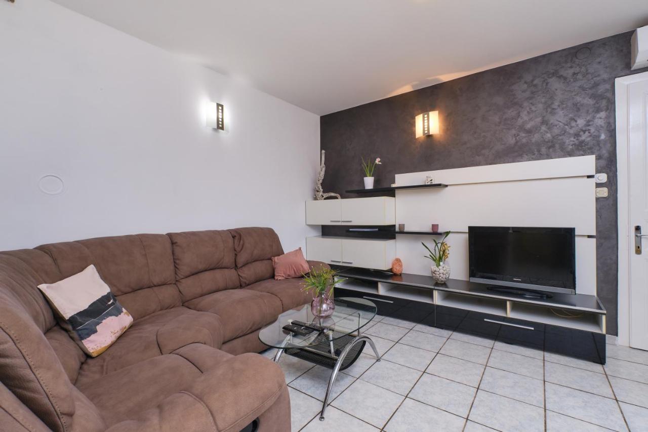 Bella Vista Apartment Cunski ภายนอก รูปภาพ